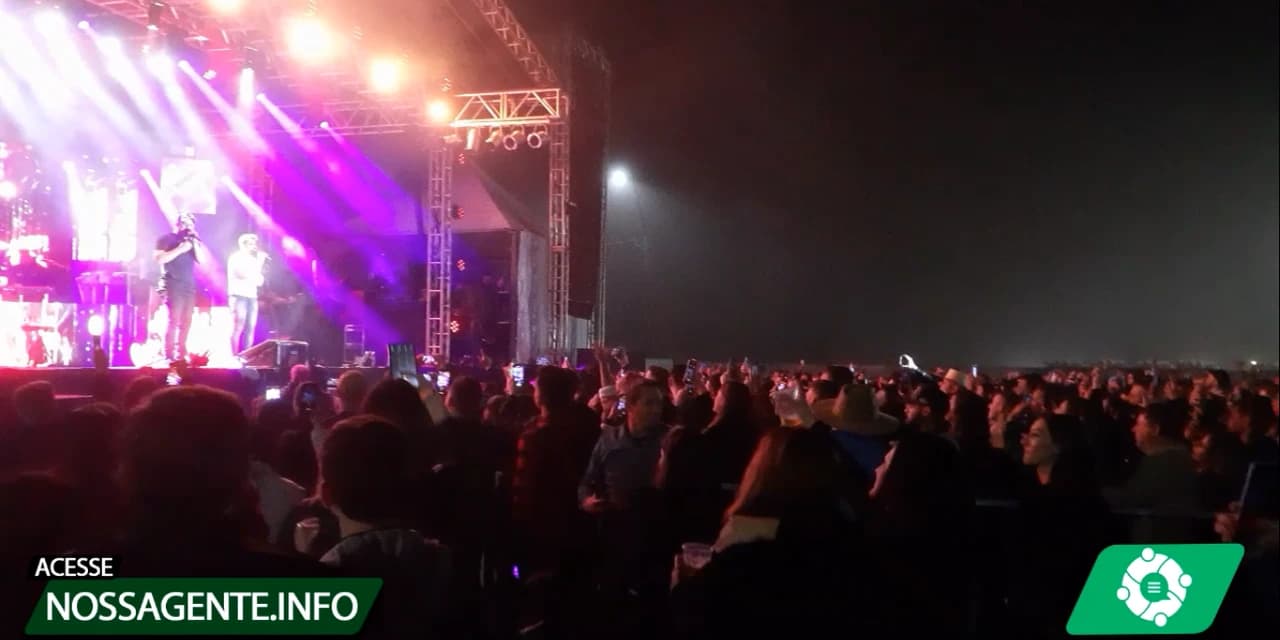 Show de Clayton e Romário atraiu um grande publico na XII FENAFEP em Prudentópolis. VÍDEO!