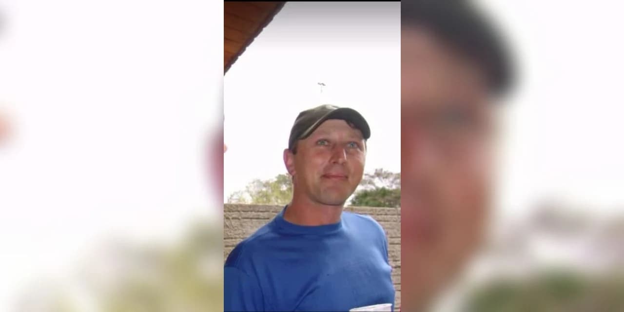 É com pesar que e a Funerária Anjo Gabriel comunica o falecimento do senhor João Kreczkiuski Filho aos 47 anos de idade.