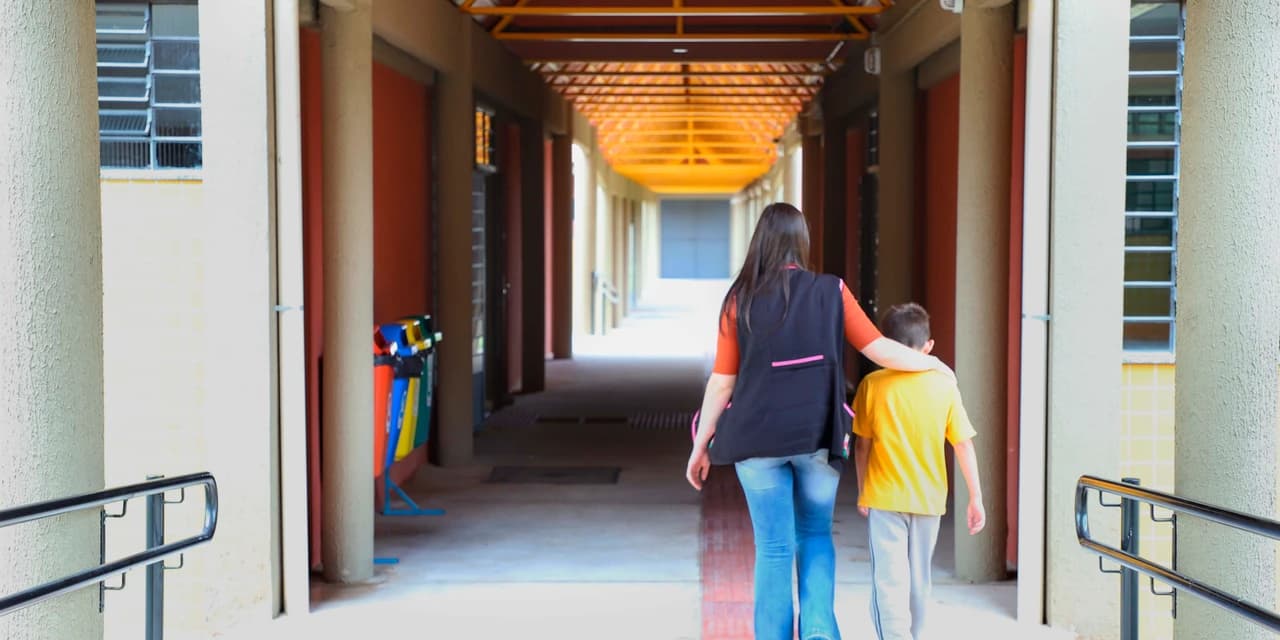 Com Educa Juntos, Paraná leva parceria com municípios a fórum nacional de alfabetização
