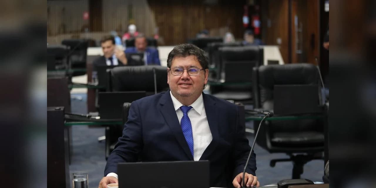 Encerrando seu primeiro ano de mandato, Dr. Antenor economiza com diárias