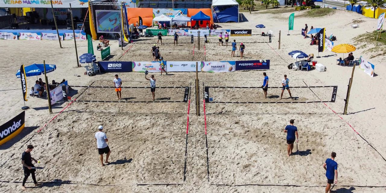 Verão Maior Paraná recebe etapa do Mundial de Beach Tennis disputada por 700 atletas