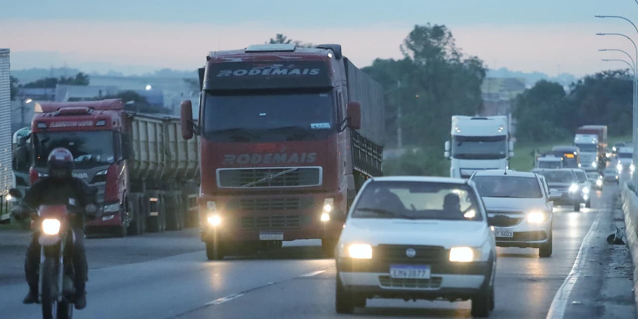 Prazo para pagar 3ª parcela do IPVA de veículos com finais de placa 5 e 6 vence nesta quarta