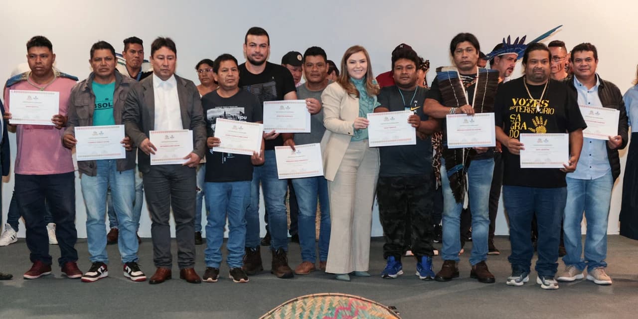 Primeiros conselheiros dos povos indígenas do Paraná são diplomados