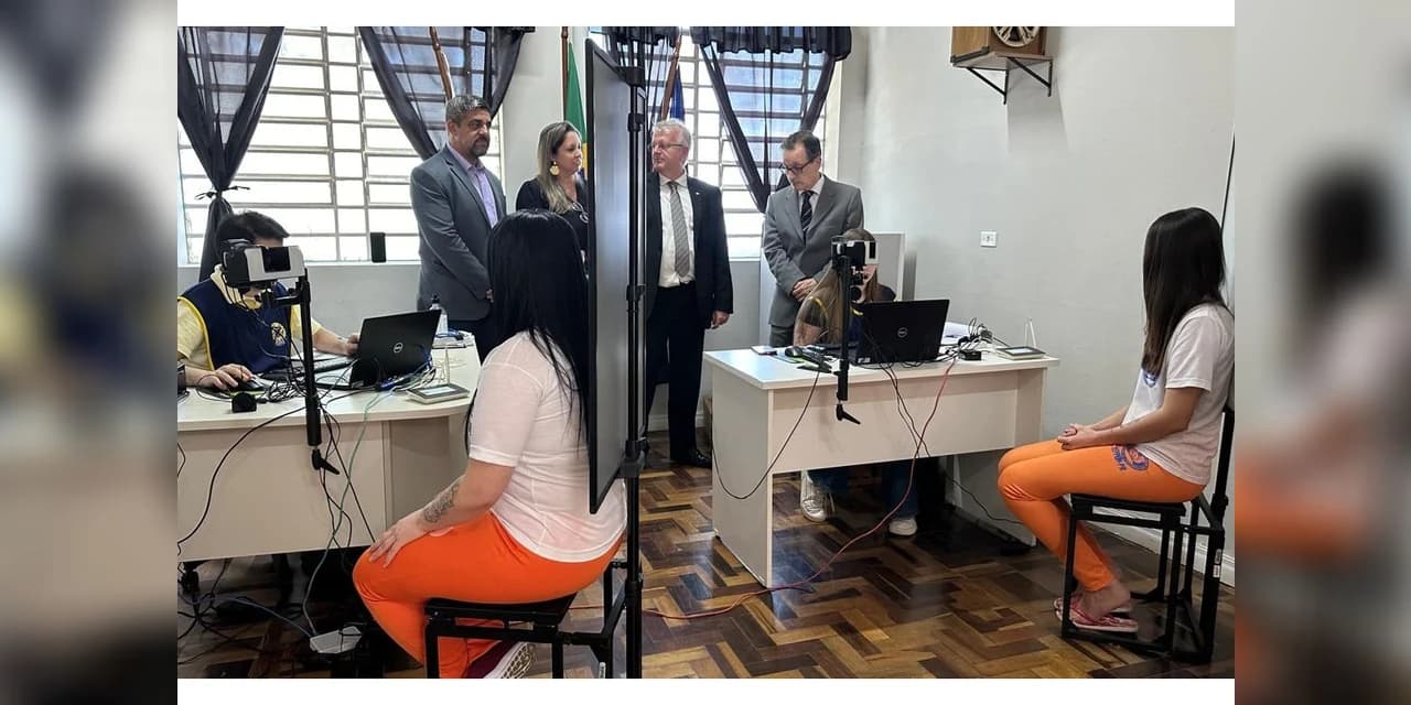 Polícia Penal e Justiça Eleitoral regularizam títulos de eleitor de custodiados paranaenses