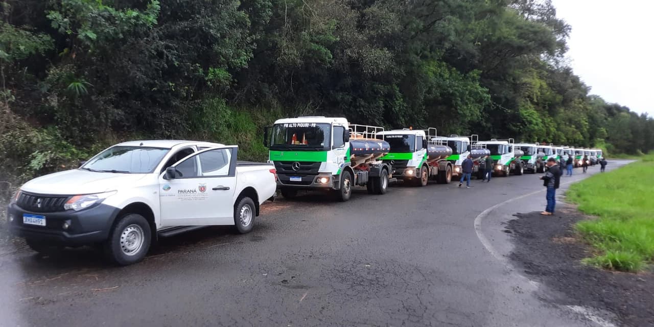 Paraná manda mais 30 caminhões-pipa para auxiliar o Rio Grande do Sul