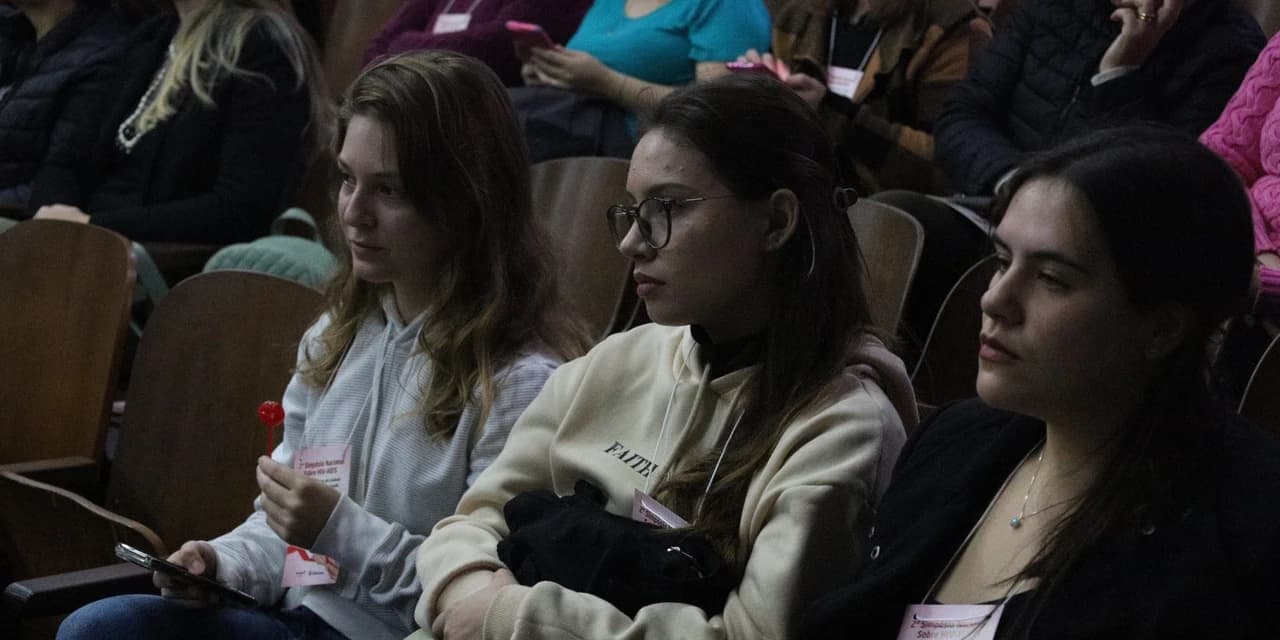 Prefeitura de Guarapuava promove Simpósio Nacional Sobre HIV-AIDS