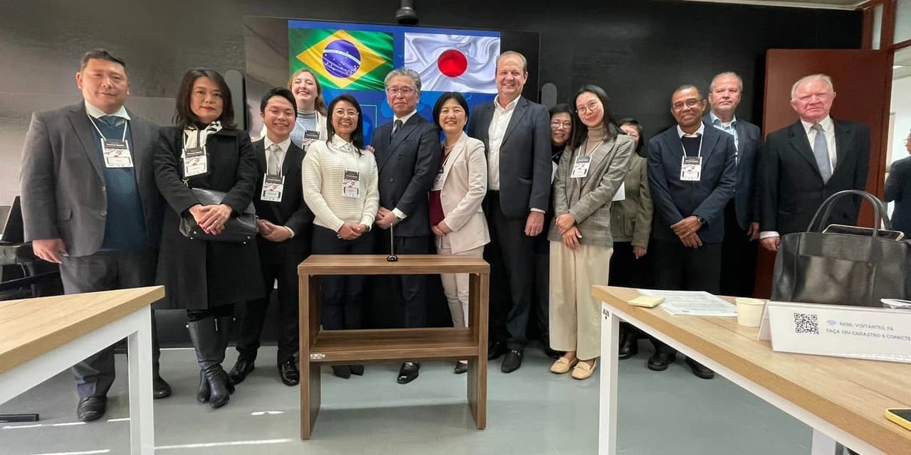 Paraná firma acordo para intercâmbio de estudantes com universidade do Japão