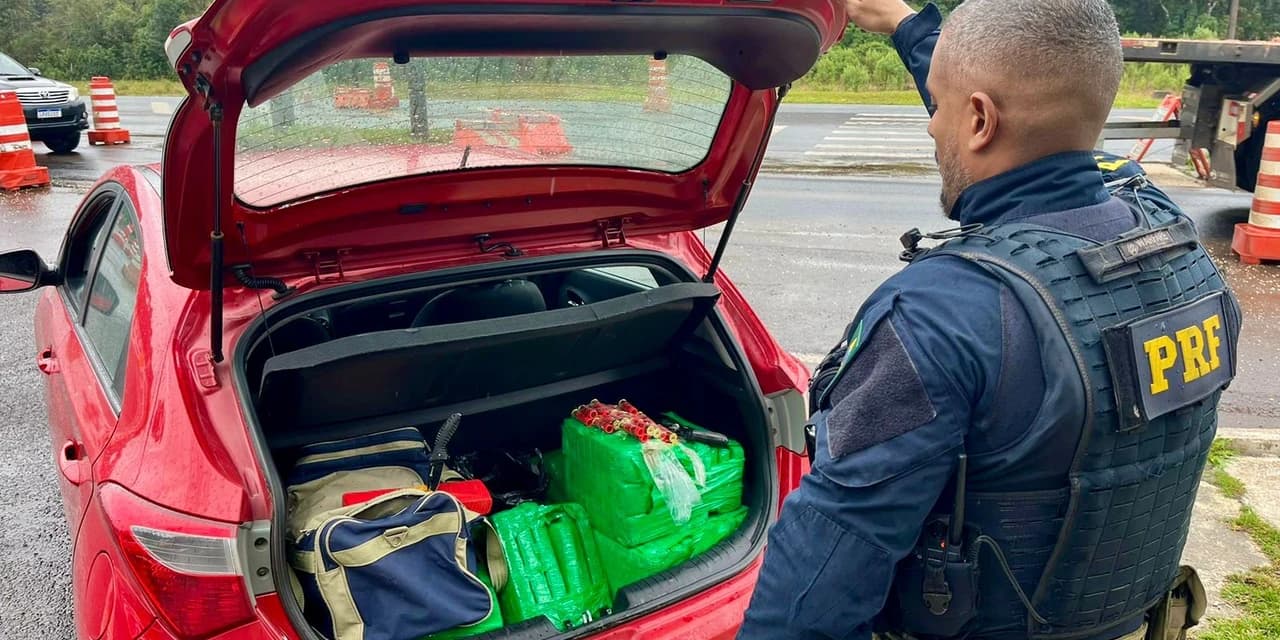 PRF apreende mais de 100kg de maconha, um revólver calibre 38 e munições de calibre 16 em Guarapuava-PR
