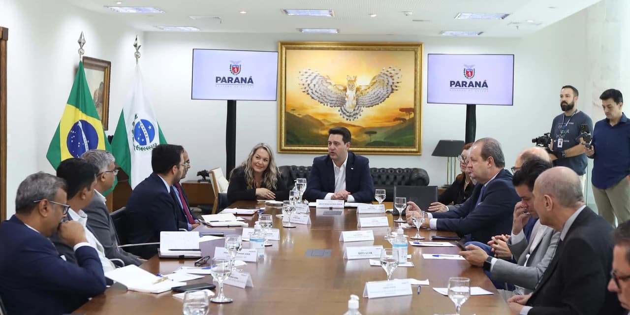 Comitiva da Índia visita Paraná para planejar instalação de supercomputadores