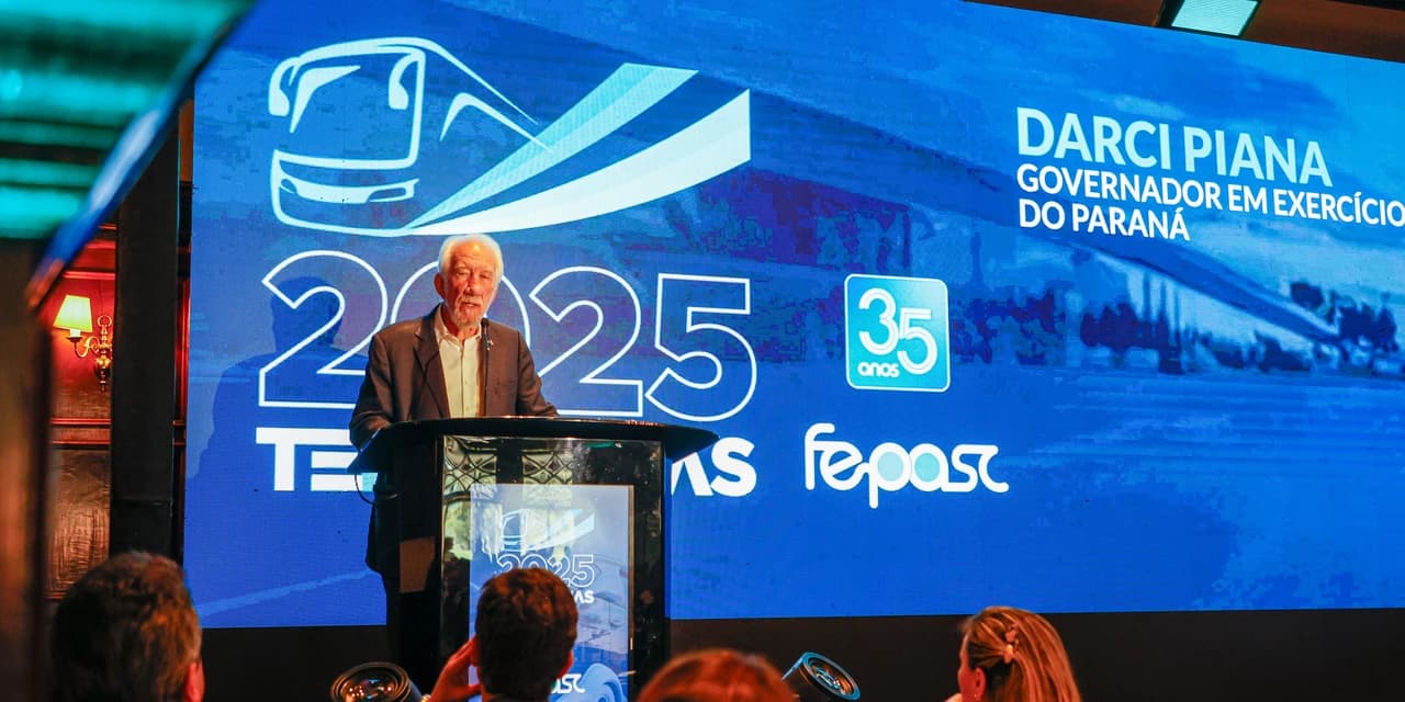 Darci Piana destaca turismo paranaense a empresários do transporte de passageiros