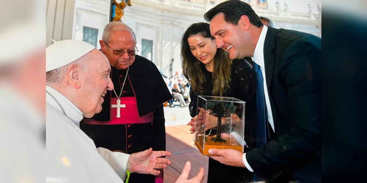 Governador lamenta morte do Papa Francisco e determina luto de sete dias no Paraná