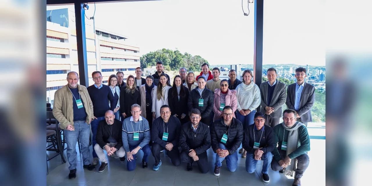 Cresol realiza capacitação para futuros líderes junto ao Gercoop