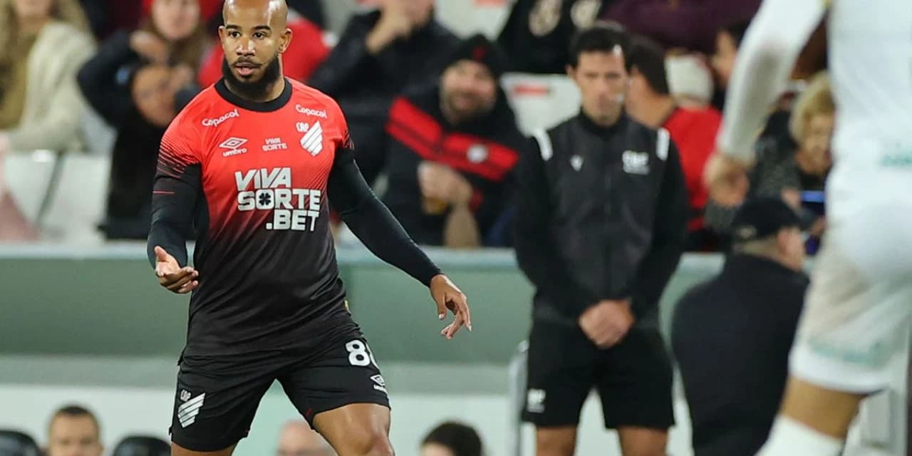 Em jogo dramático, Athletico empata com o Cuiabá pela Série B