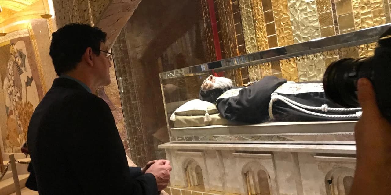 Obra sacra única no mundo, feita por artista italiano premiado, chega a  Curitiba com carreata e Missa