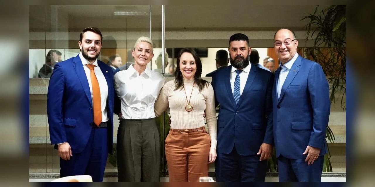 Deputado Federal Felipe Francischini passa a liderar o Podemos no Paraná ao lado do Deputado Estadual e Secretário Do Carmo