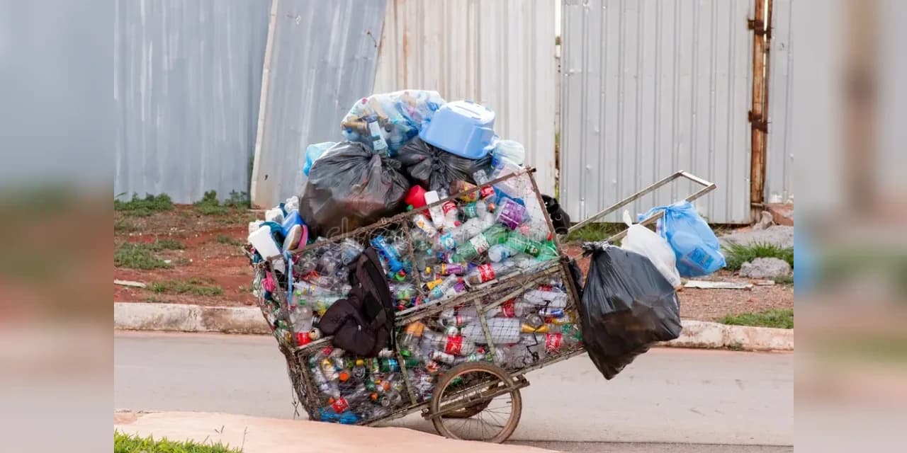 Em Prudentópolis polícia militar presta auxílio a catador de recicláveis que foi encontrado caído em via pública