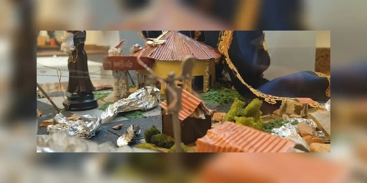 Maquete de Rio Bonito do Iguaçu é entregue à Sala das Promessas do Santuário Nacional de Aparecida em gesto de gratidão