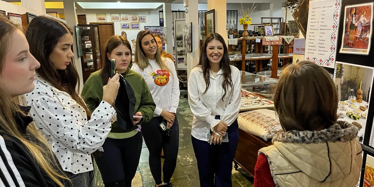 Candidatas a Rainha FENAFEP 2026 viveram um domingo de descobertas pelos principais cartões-postais de Prudentópolis
