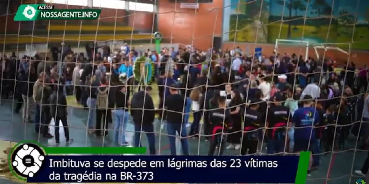 Imbituva realiza velório coletivo de vítimas do acidente que matou 23 pessoas na BR-373. VÍDEO!