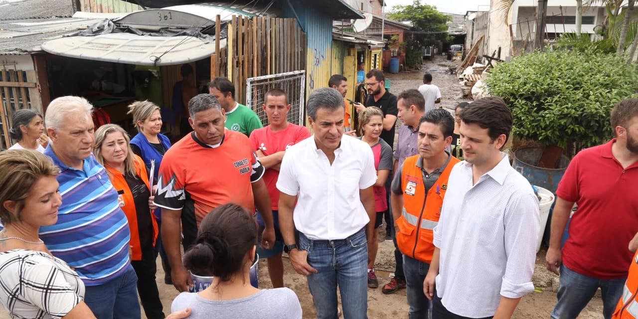 Governador vistoria áreas de Curitiba atingidas por temporais