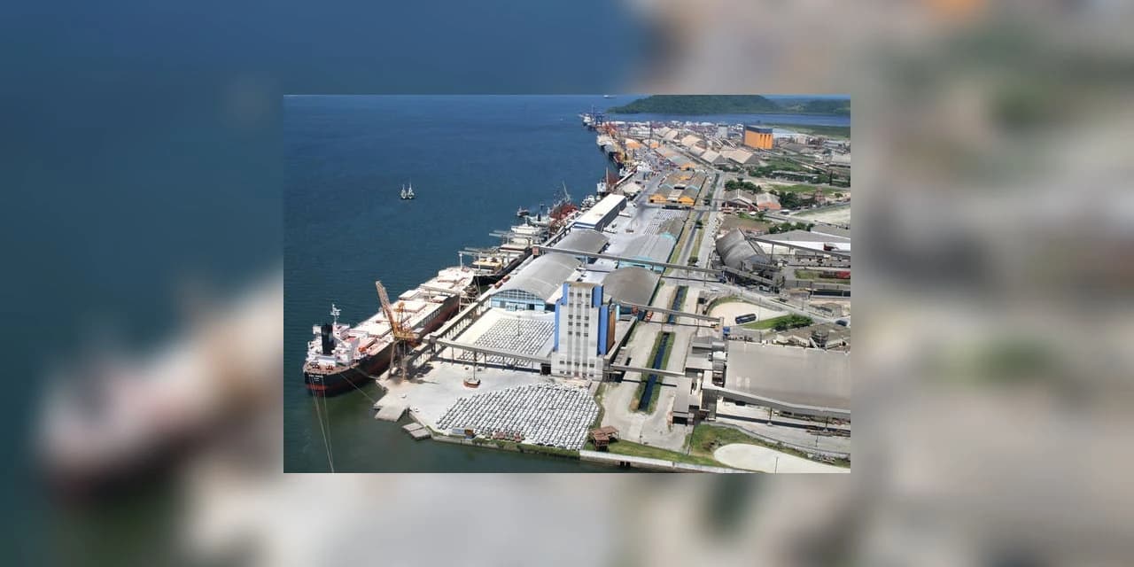 Porto de Paranaguá aumenta em 45% embarques de grãos