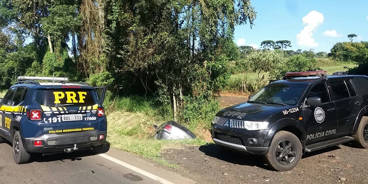 A PRF em apoio ao COPE fazem apreensão de meia tonelada de maconha e recuperam carro roubado