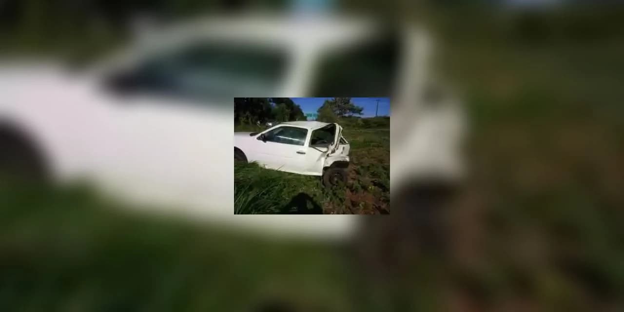 Caminhoneiro bate na traseira de veículo em Coronel Vivida e foge
