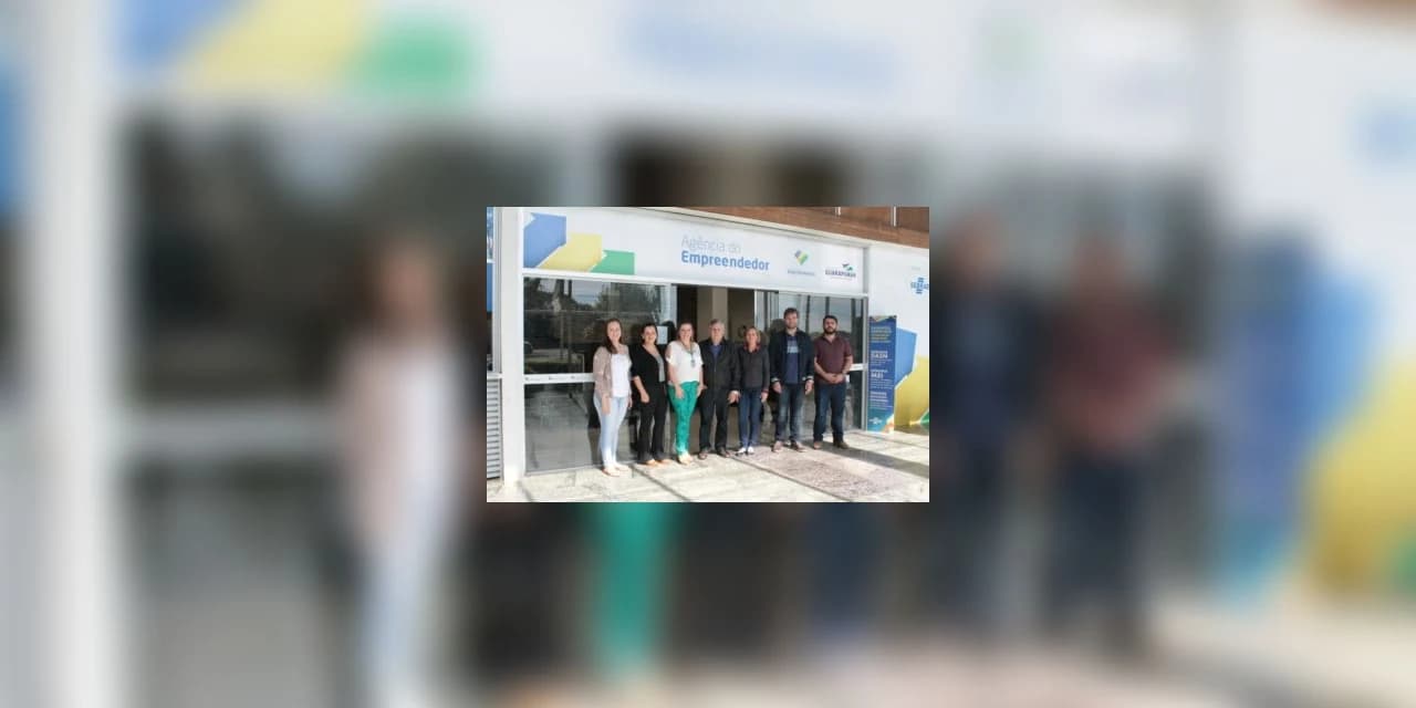 Gestores de Prudentópolis conhecem a Agência do Empreendedor e sistema de emissão de alvarás em Guarapuava