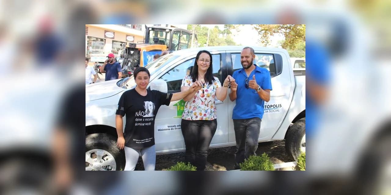 Município adquire novos veículos para o programa Bolsa Família.