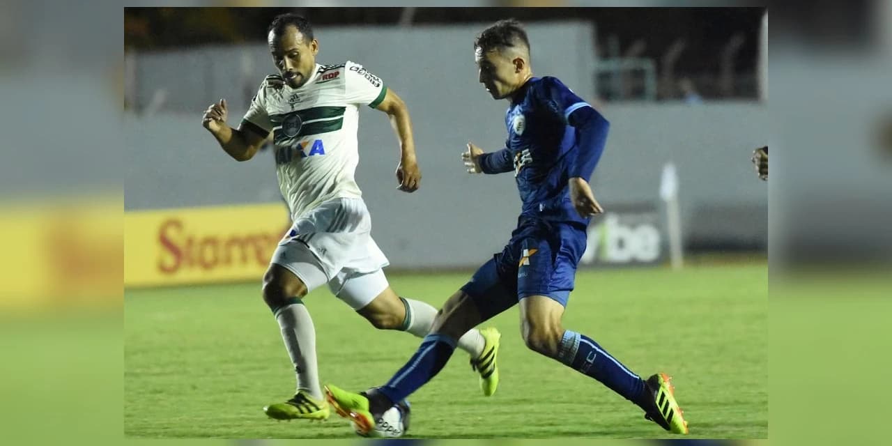 Coritiba perde a primeira com Baptista, e Simião cobra: "Desatenção que não pode ter"