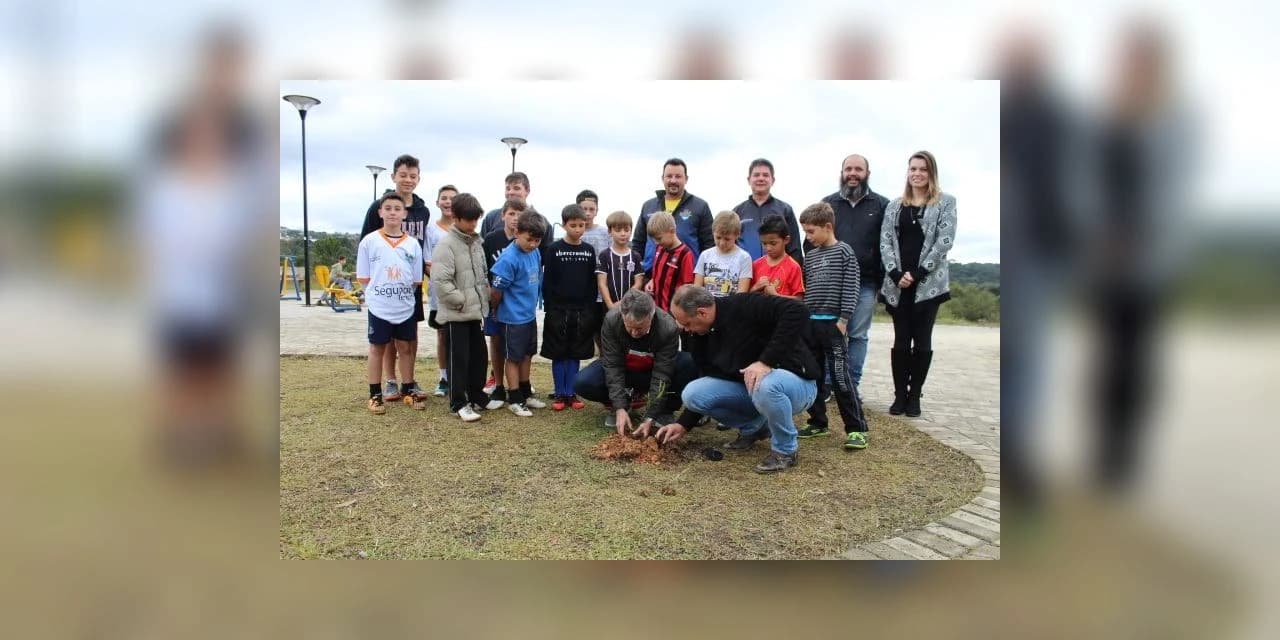 Plantio de árvores é realizado em Prudentópolis na semana do Meio Ambiente