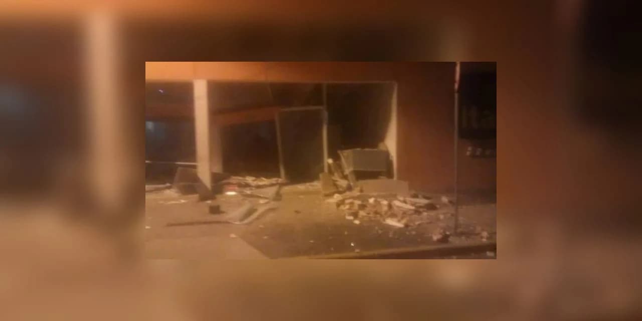 Gangue da dinamite explode agências bancarias em Jaguariaiva