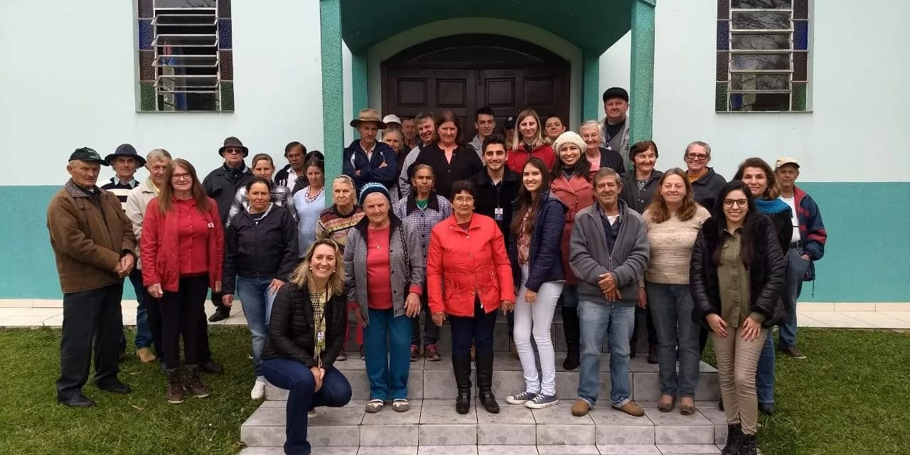 Dia da pessoa idosa é realizado na comunidade de Taboãozinho com várias atividades.