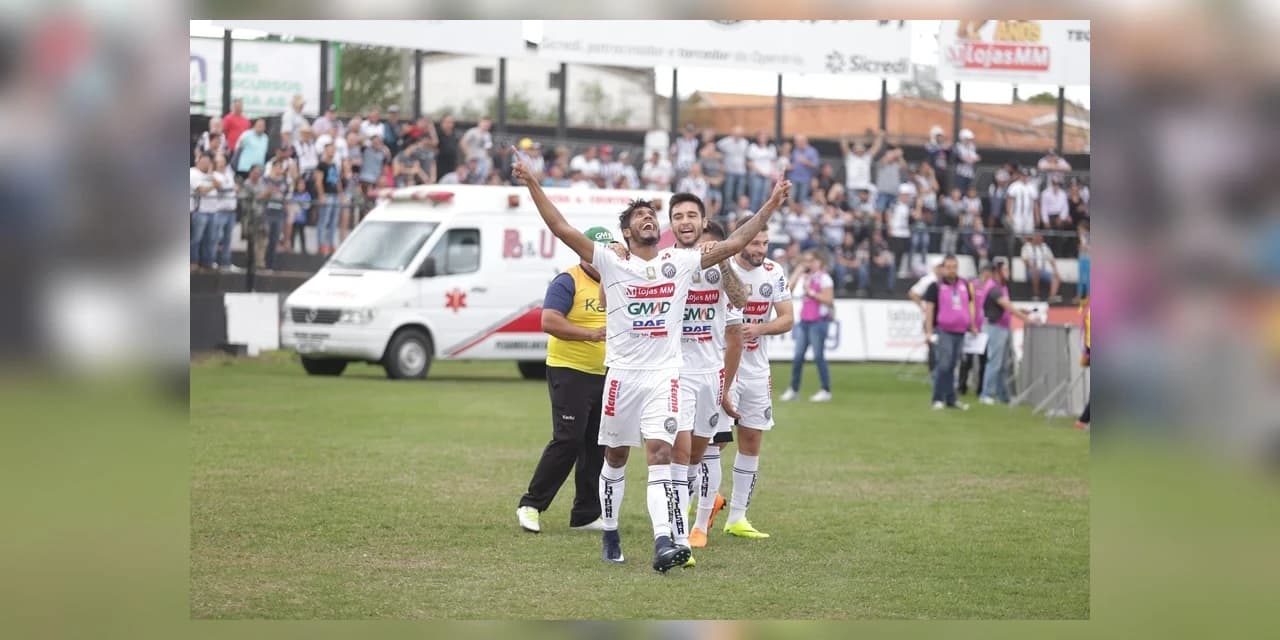 Operário vence Tupi e assume a liderança da Série C