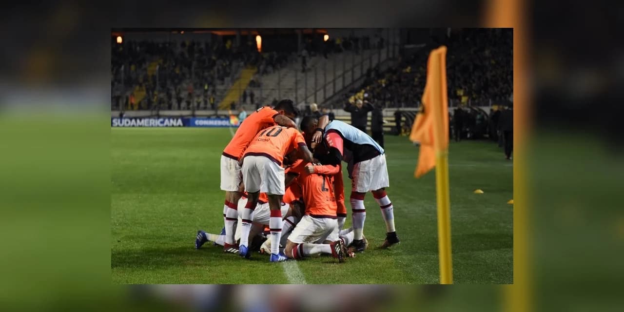 Atlético dá show, vence e se classifica na Sul-Americana