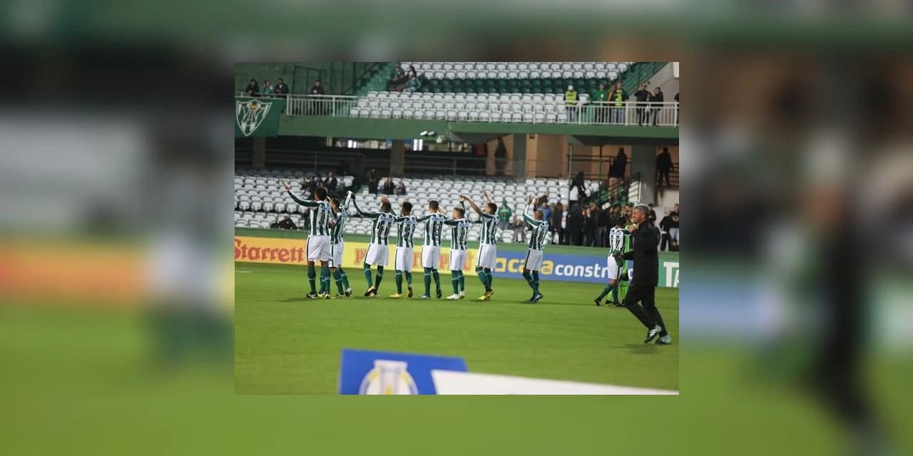 Coxa bate o Boa Esporte e encaixa sequência positiva na Série B