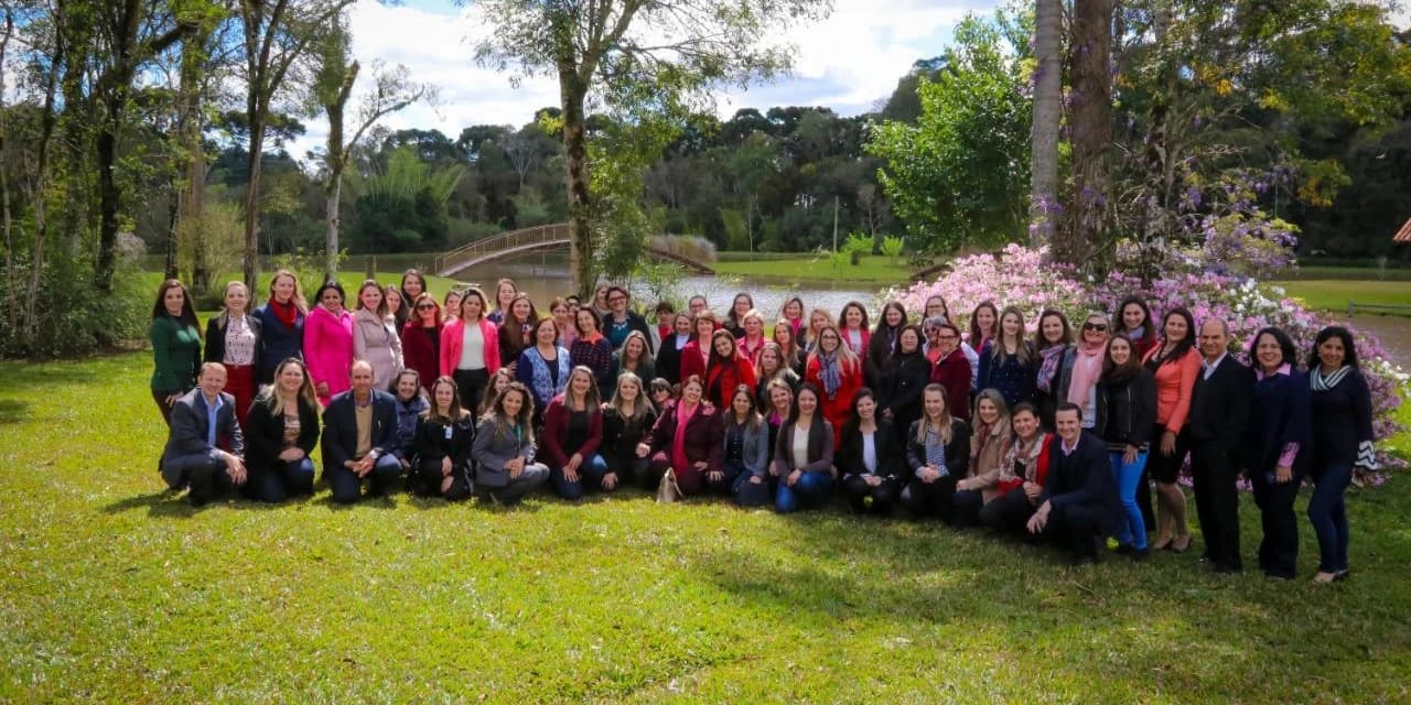 Sicredi Centro Sul PR/SC/RJ cria Comitê Mulher