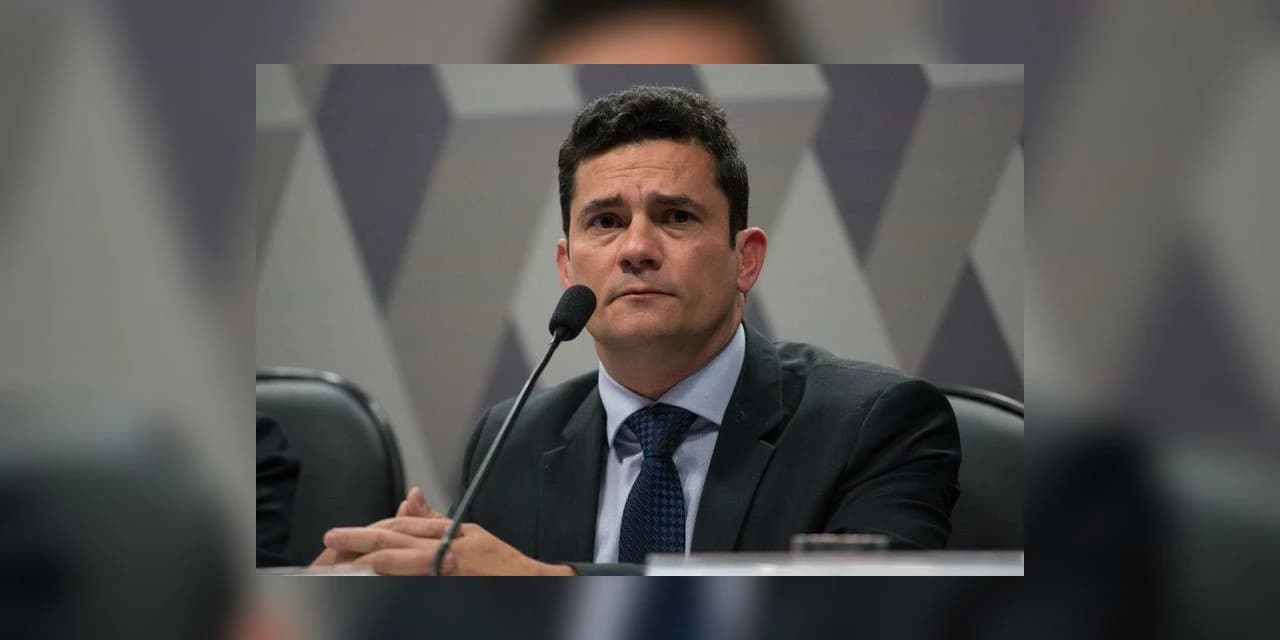 Bolsonaro quer convidar Sérgio Moro para Ministério da Justiça