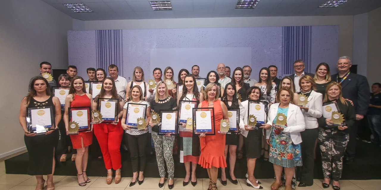 Empresários de Prudentópolis participam do Encontro do Comércio promovido pelo Sebrae/PR e Fecomércio PR