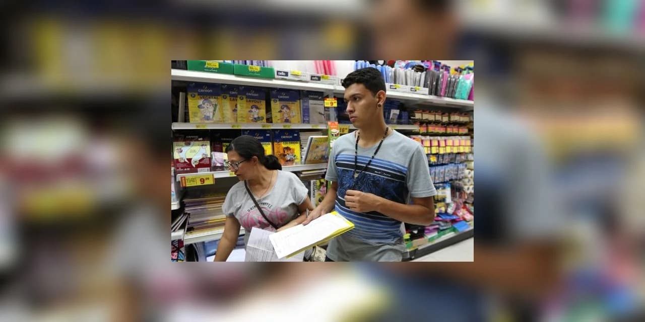 Comprar material escolar agora pode render uma economia de até 15%