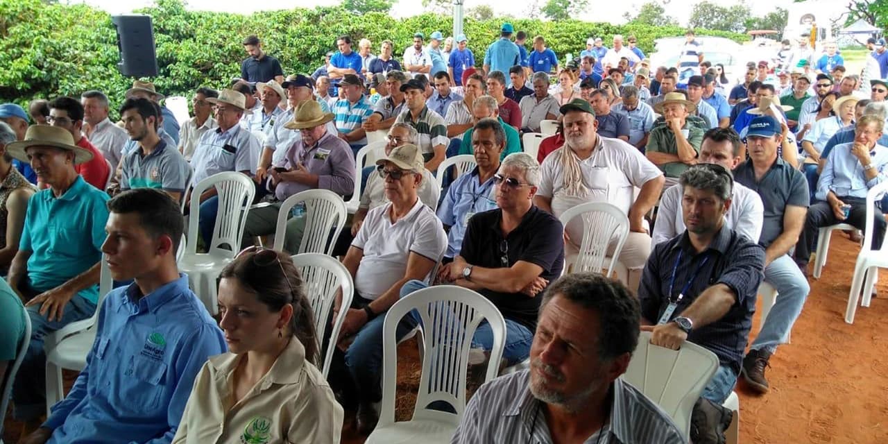 Sanepar e Emater vão ampliar uso do lodo de esgoto na agricultura
