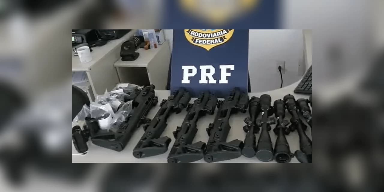 Polícia apreende pistolas que se transformam em metralhadoras