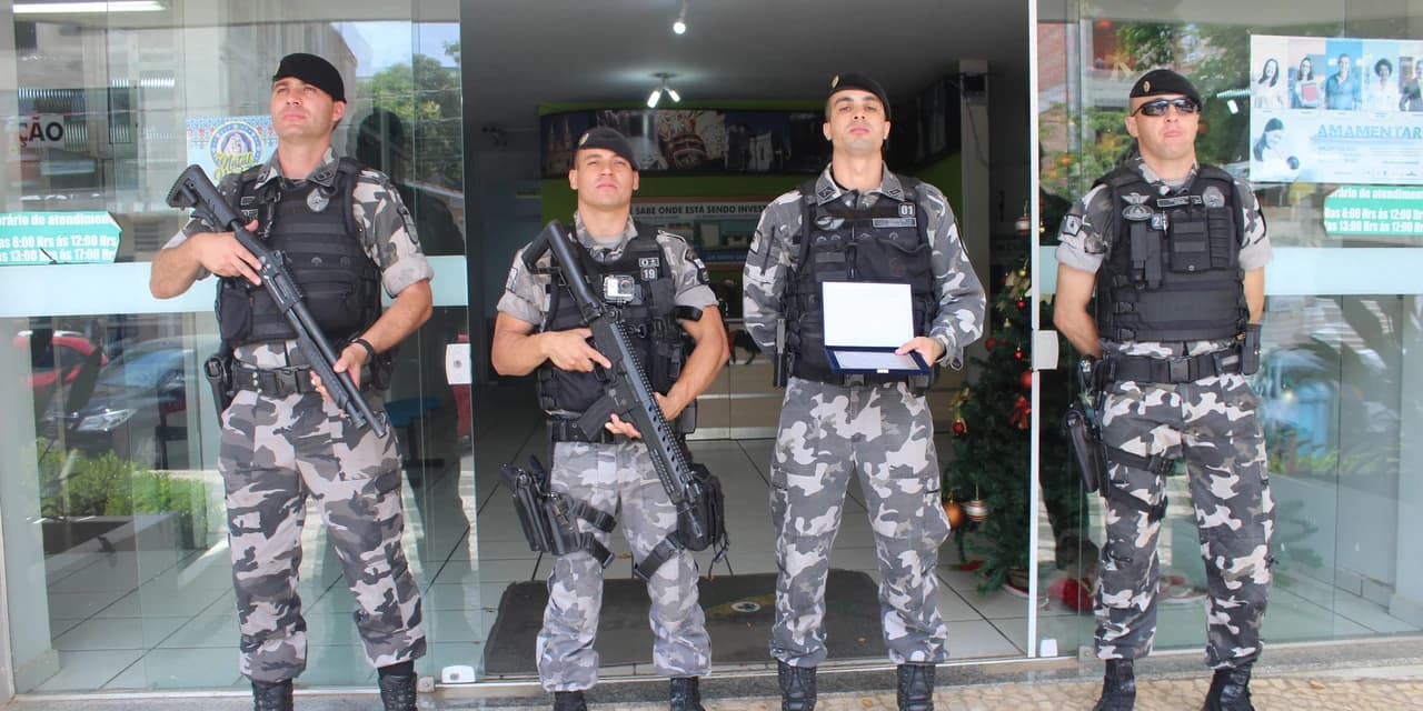 Tenente Walla recebe homenagem do Poder Executivo