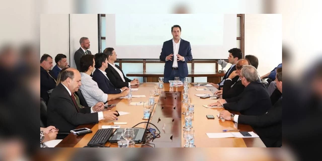 Time formado: conheça o primeiro escalão do governo de Ratinho Junior