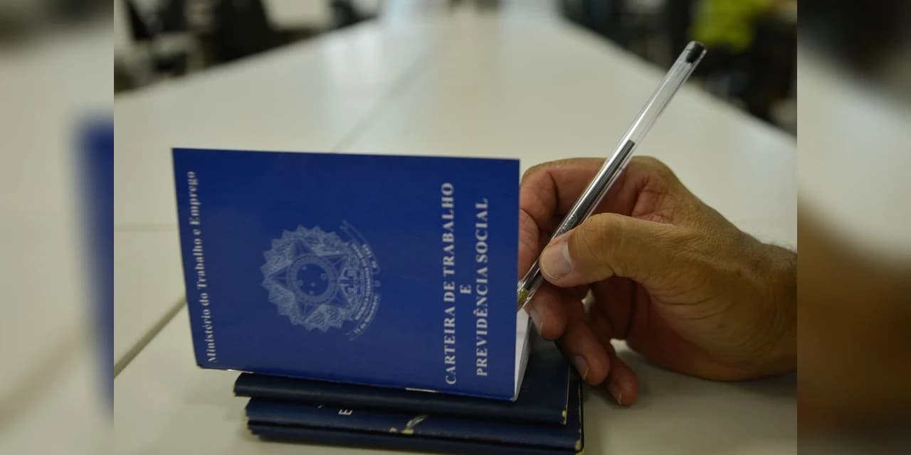 Prazo de saque do abono salarial 2016 termina nesta semana