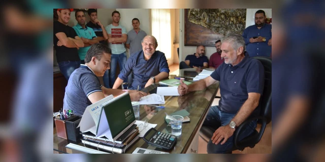 Prefeito Bertoldo Rover anuncia parque esportivo para Imbituva