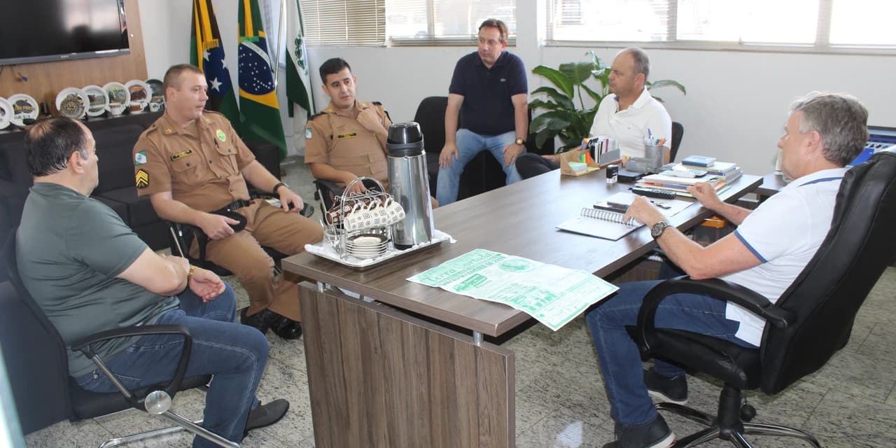 Novo comandante da Polícia Militar visita o prefeito Adelmo