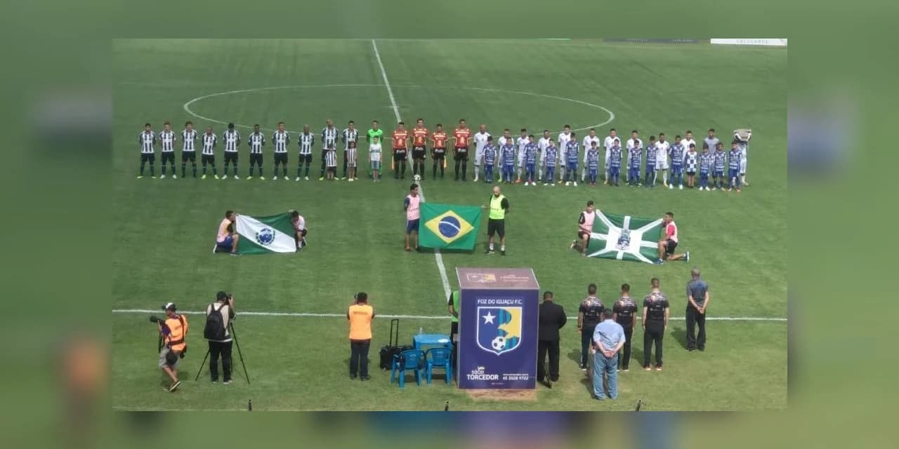 Coritiba goleia Foz do Iguaçu na estreia do Paranaense