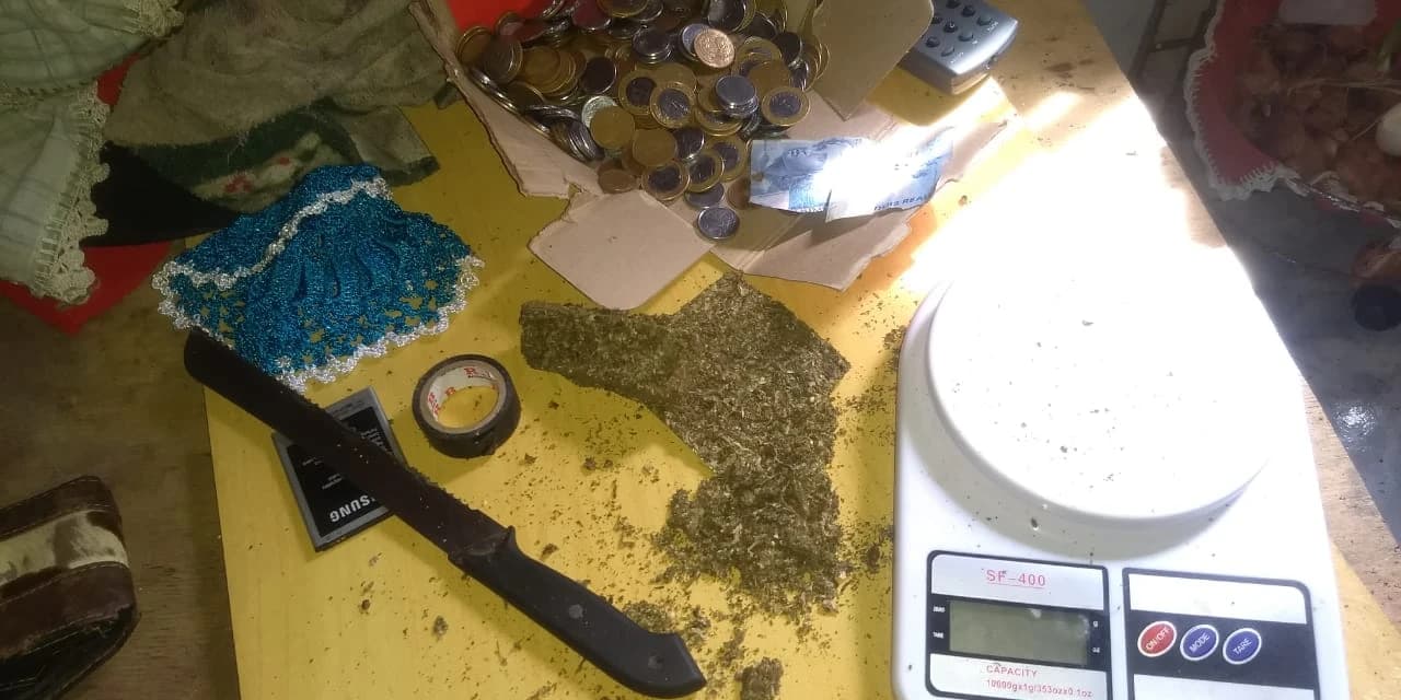 Polícia Militar apreende mais de meio quilo de substância entorpecente em Irati