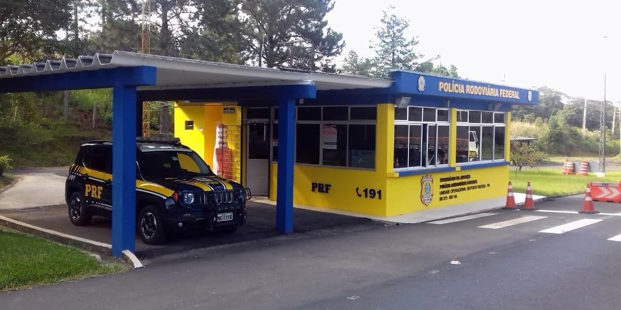 PRF socorre criança de 2 anos que ingeriu querosene